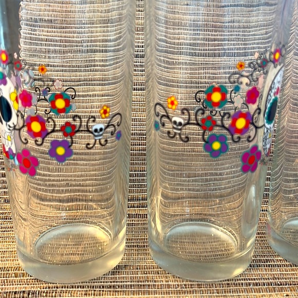 💀Sugar Skulls Hiball Glasses, Set of 4. - Picture 8 of 10